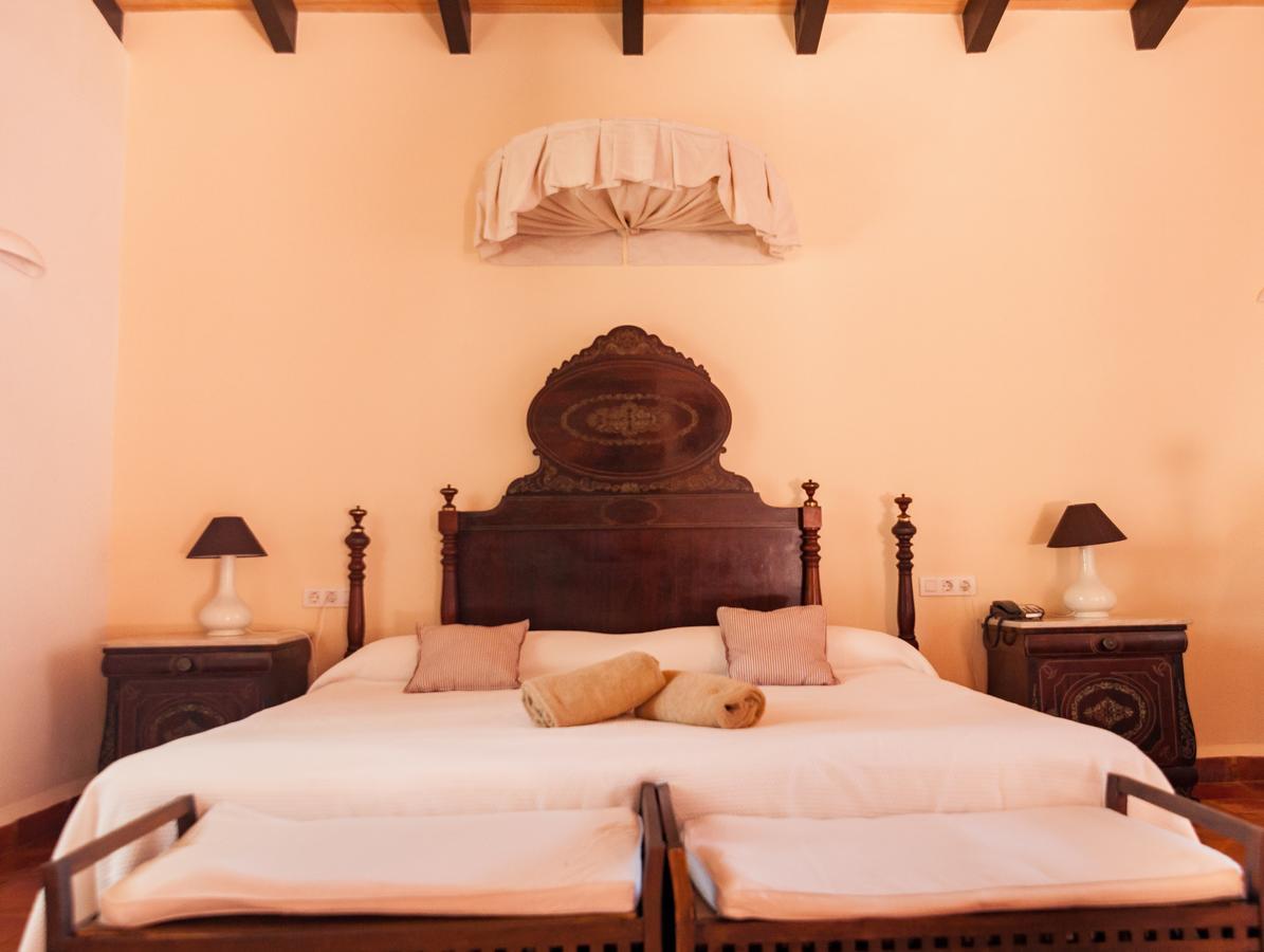 Hotel Es Lloquet (Adults Only) 캄포스 외부 사진